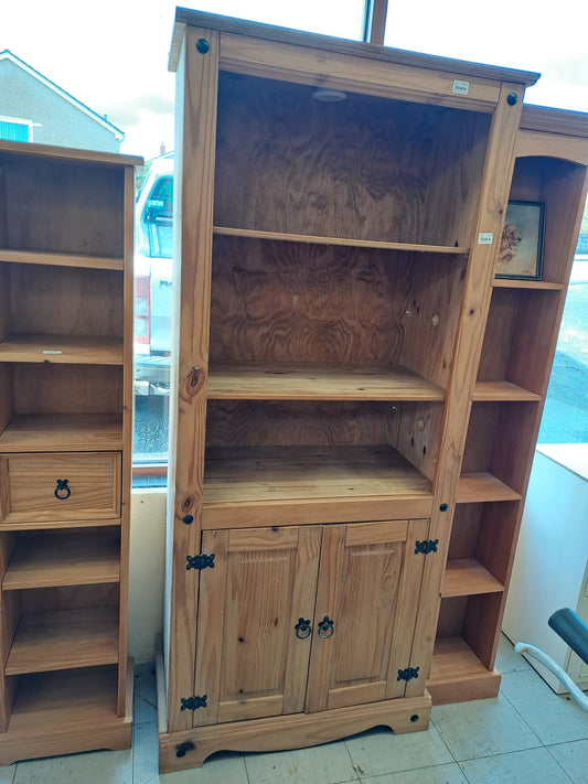 Bookcase - Corona Pine